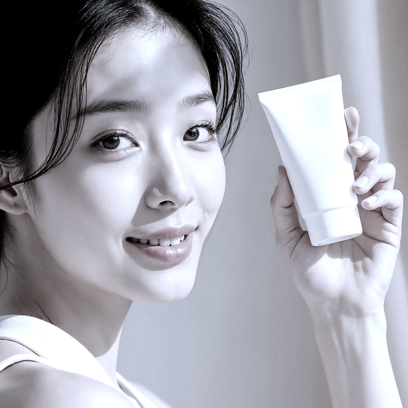 รับผลิตครีมกันแดด Sunscreen SPF50+ PA++++ OEM ซันสกรีนแบรนด์ตัวเอง